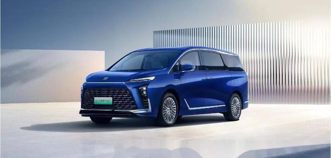 藍(lán)牌的GL8已經(jīng)天下無敵,那綠牌的GL8能不能收回失地?