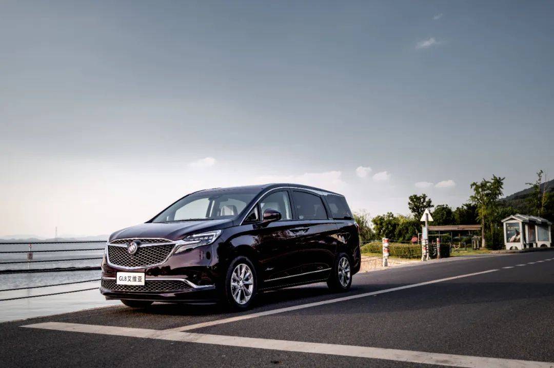 藍(lán)牌的GL8已經(jīng)天下無敵,那綠牌的GL8能不能收回失地?