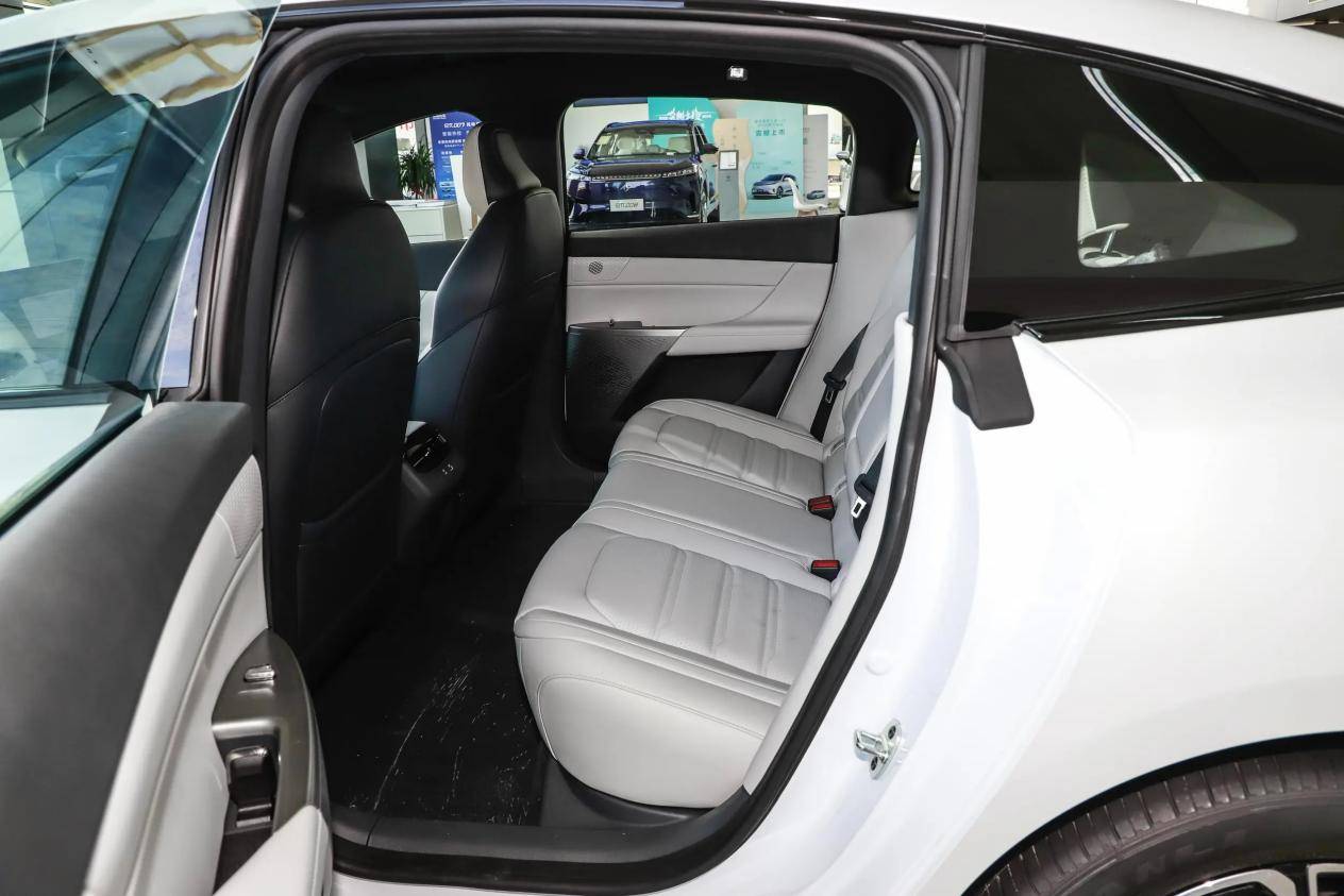 171b481e20e353e38cbcfc58147d457e~2508x0