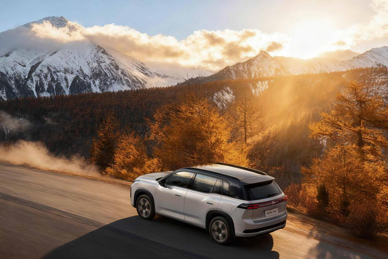 限時煥新價10.48萬起！10萬級國民增程大五座SUV就選埃安i60